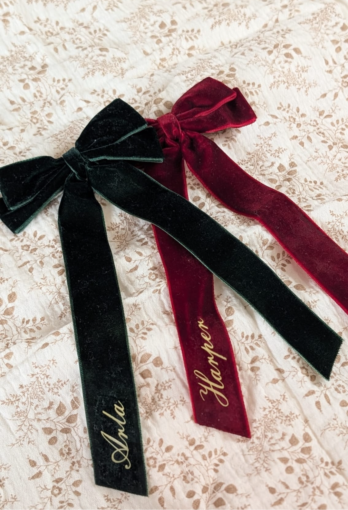 The ✨Christmas✨ velvet bow