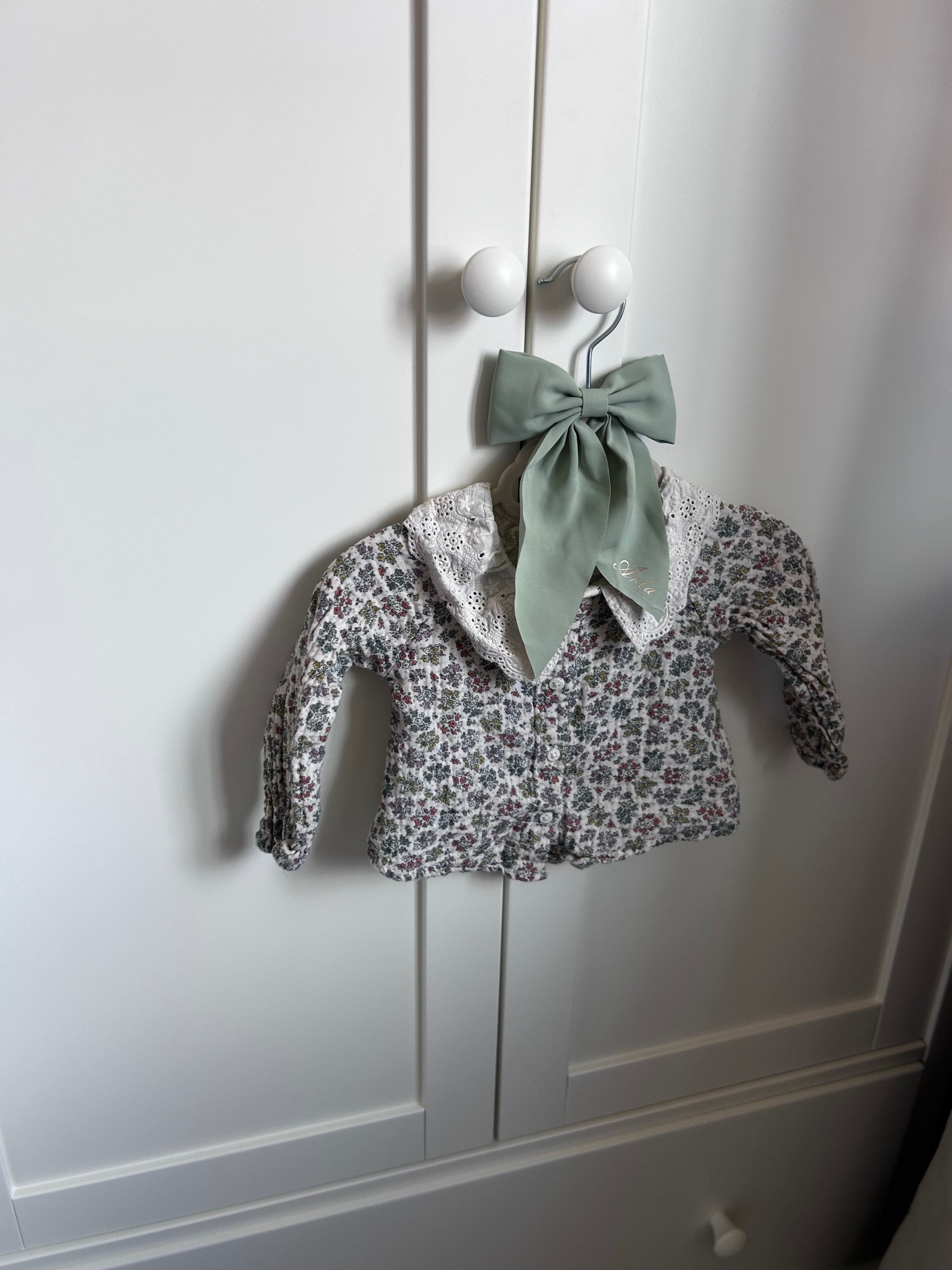 The Arla Bow - Sage Green