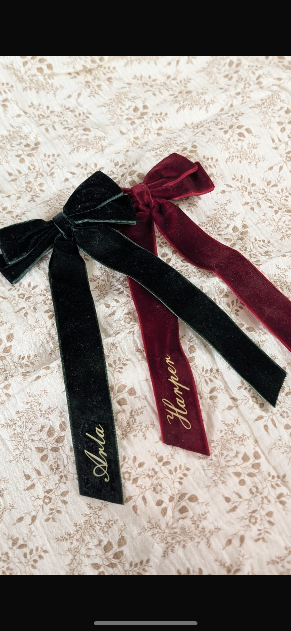 The ✨Christmas✨ velvet bow